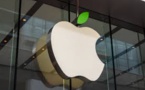 Despite Exceeding Sales Projections, Apple Predicts A Continued Decline In Sales, And Shares Are Down 2%.